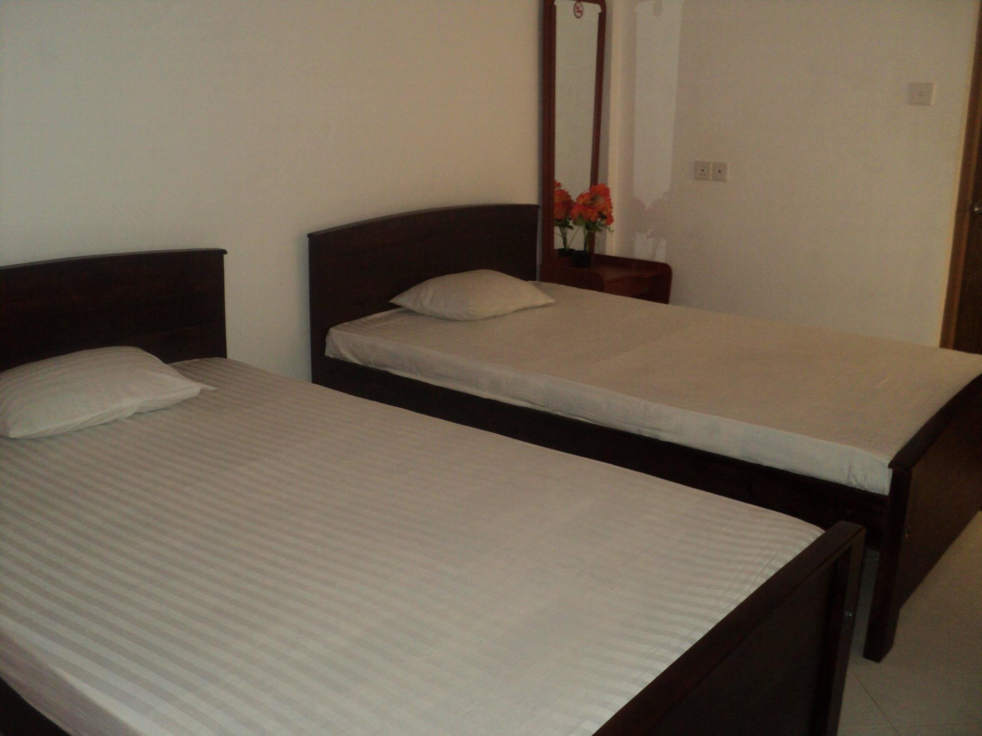 Canal Side Guest House Polonnaruwa Exterior photo
